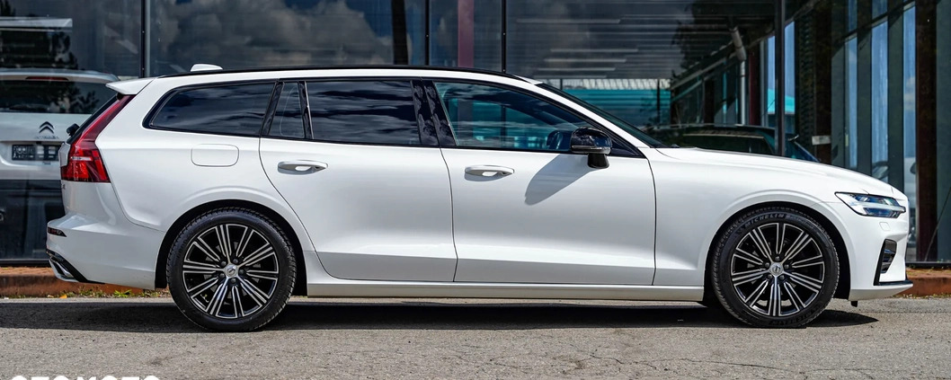 Volvo V60 cena 99900 przebieg: 190000, rok produkcji 2020 z Świdnica małe 781